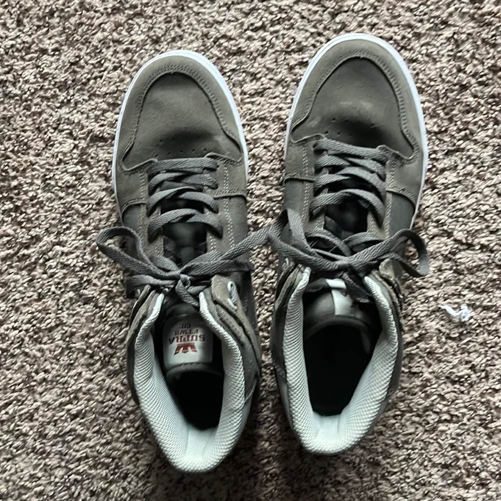 Supra | size 11 | boot style | great condition
